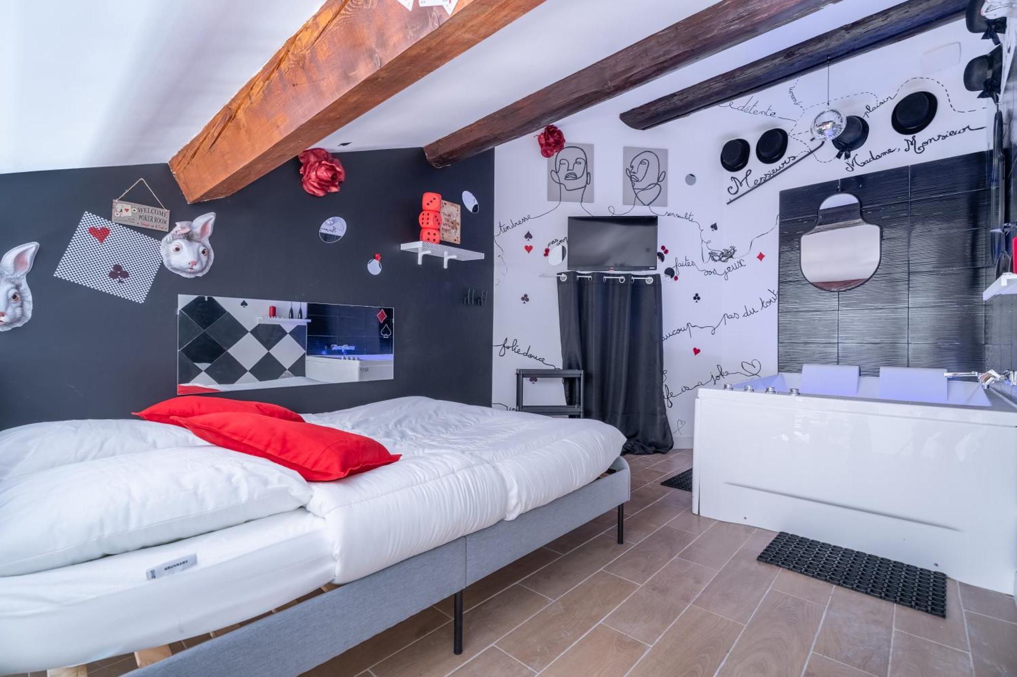 Le Poker Jacuzzi Marseille